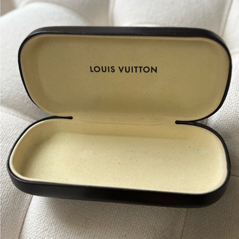 Louis Vuitton Tortoise Shell Sunglasses - Picture 8 of 8